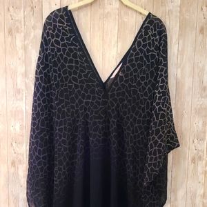 VICTORIA SECRET PONCH STYLE TOP